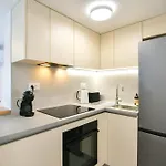 Family Litus - Free Garage Parking Апартаменты Сплит