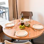 Апартаменты Family Litus - Free Garage Parking